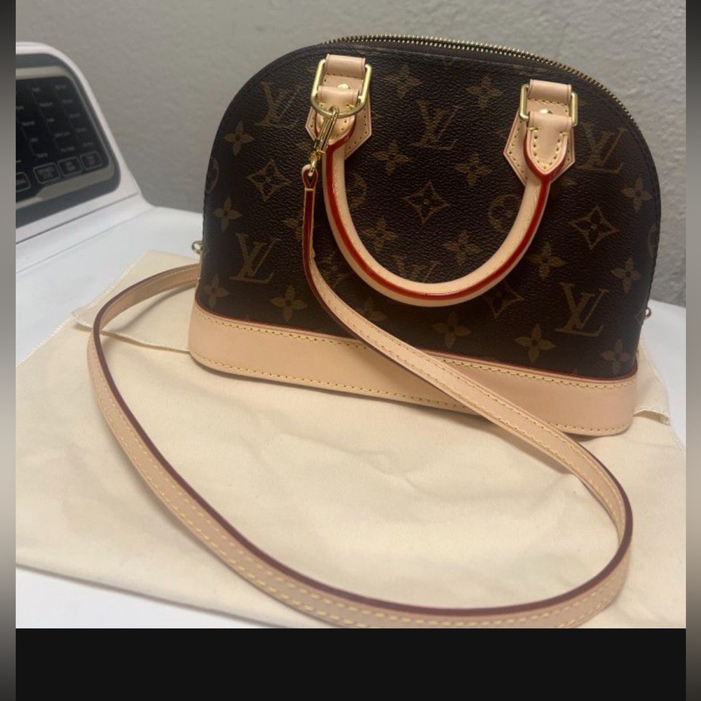Louis Vuitton ALMA BB